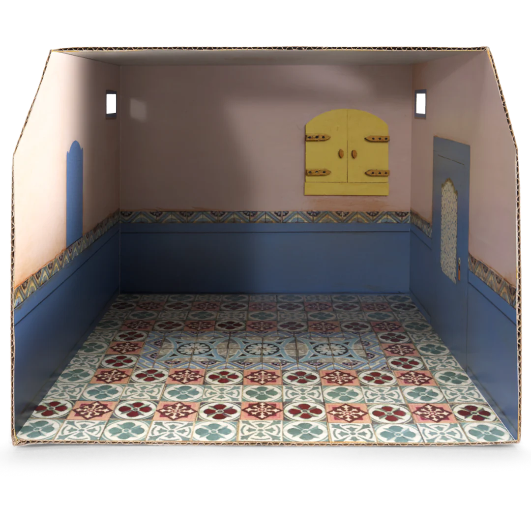 Cardboard Room - Bathroom | The Mouse Mansion
