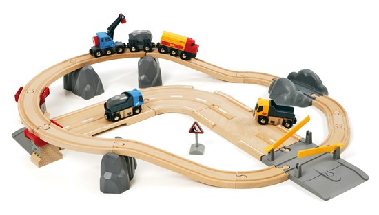 Rail & Road Loading Set | BRIO - LOCAL PICK UP ONLY