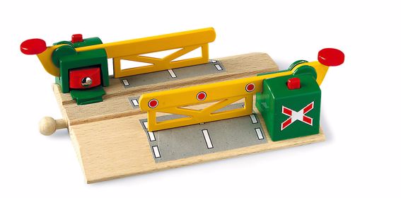 Magnetic Action Crossing | BRIO