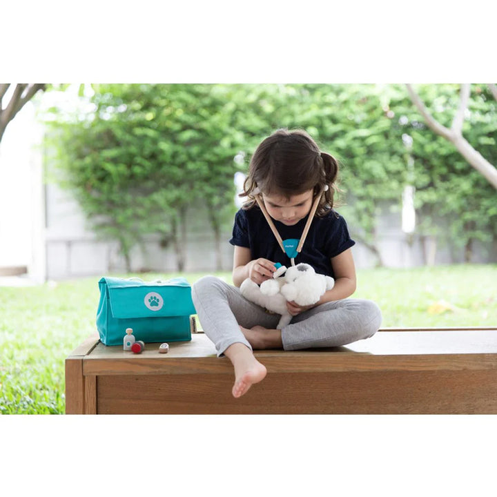 Vet Set | Plan Toys