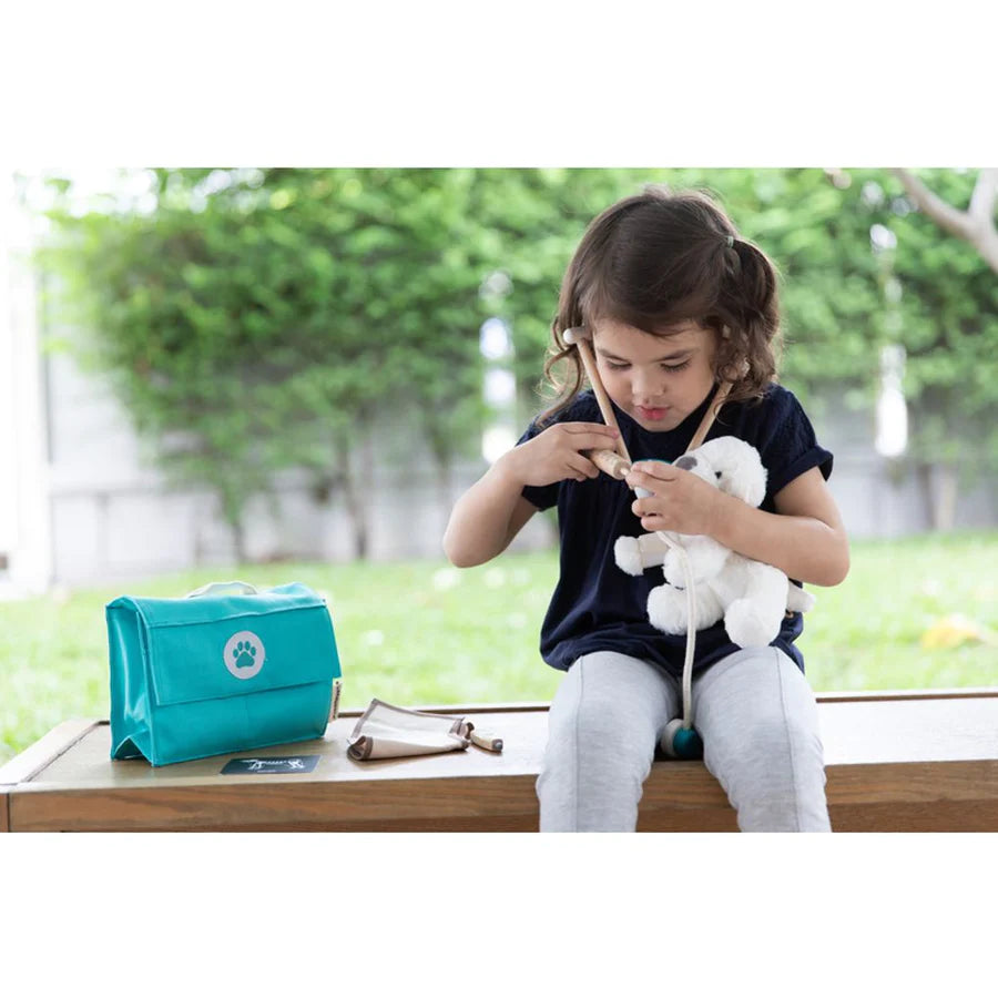 Vet Set | Plan Toys