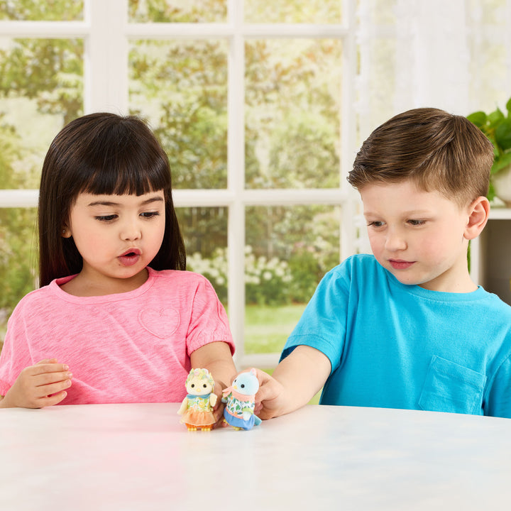 Citrus Bird Family | Calico Critters