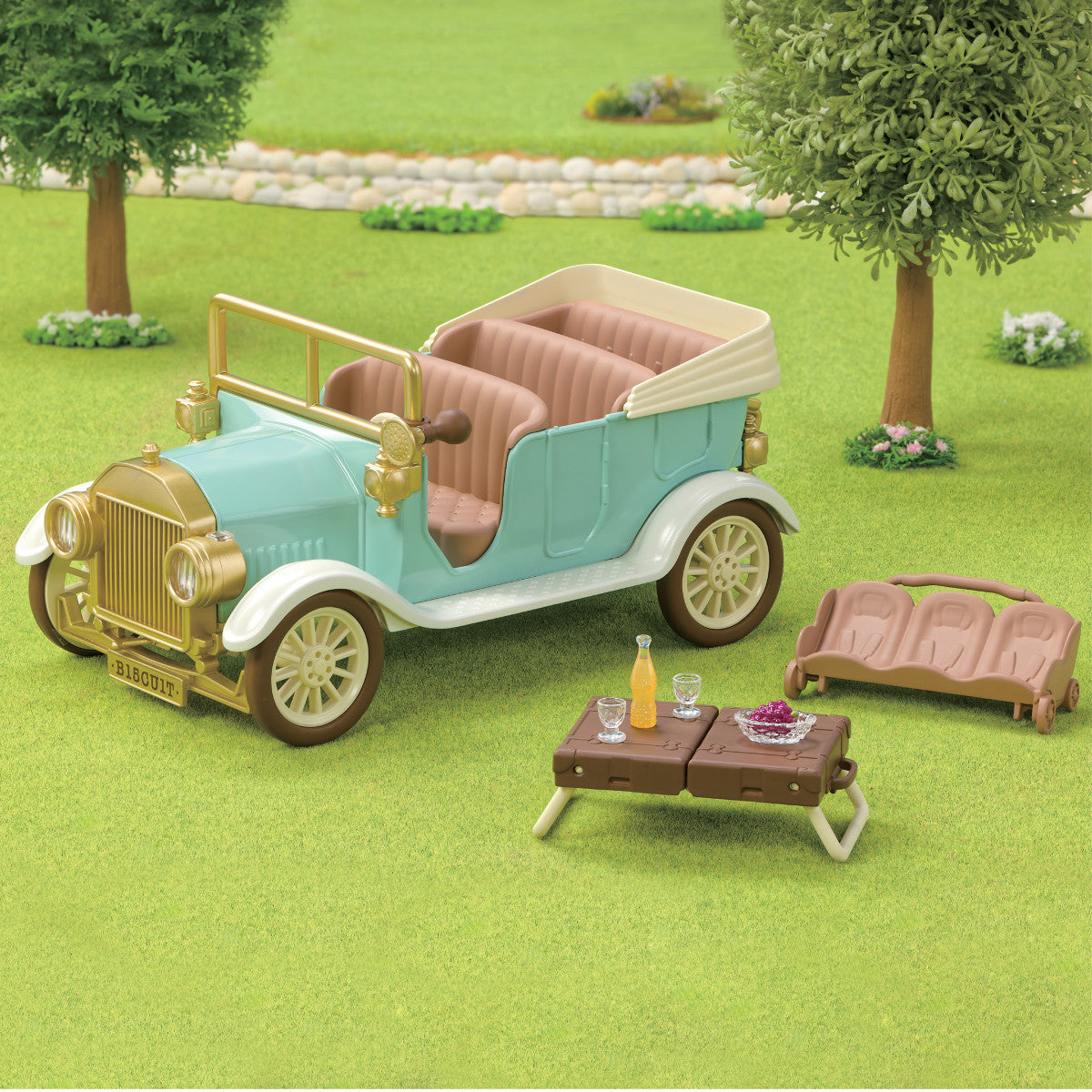 Classic Family Car | Calico Critters