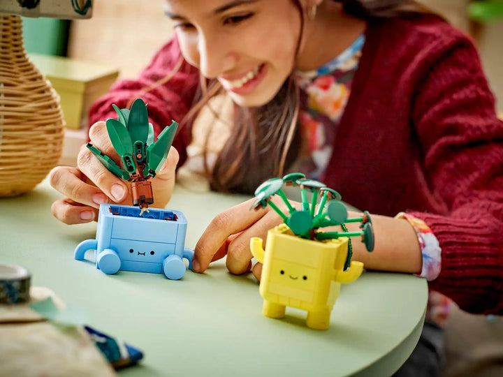 Botanicals Happy Plants | LEGO