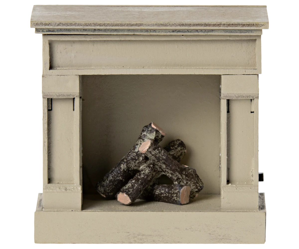 Fireplace, Mouse - Off White | Maileg