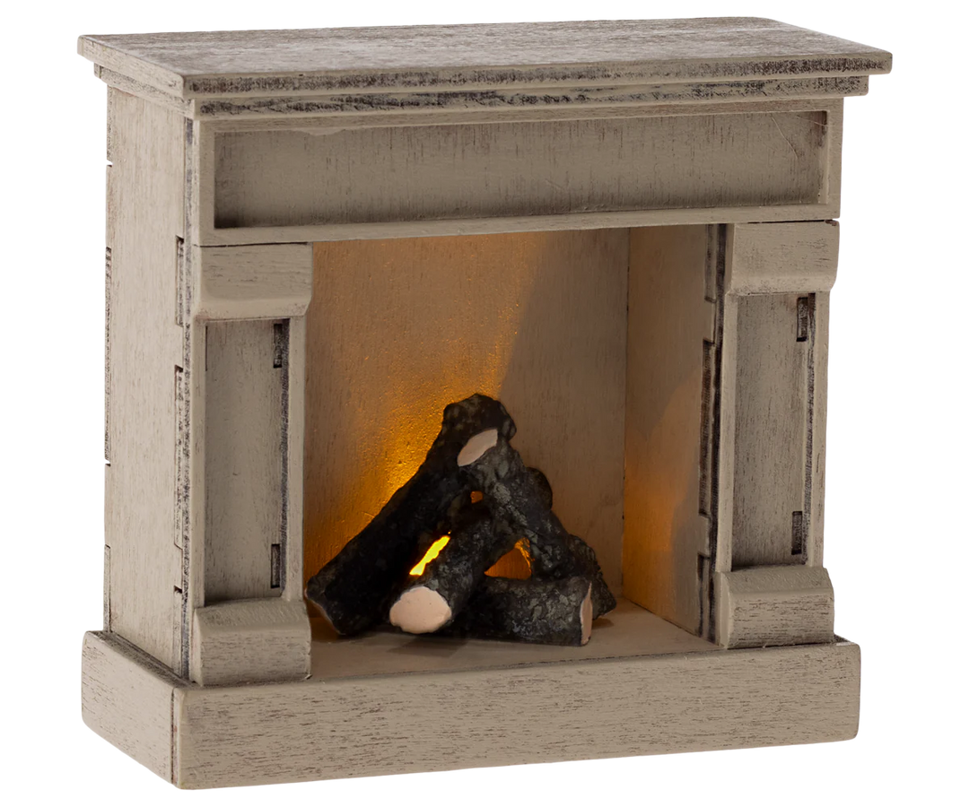 Fireplace, Mouse - Off White | Maileg