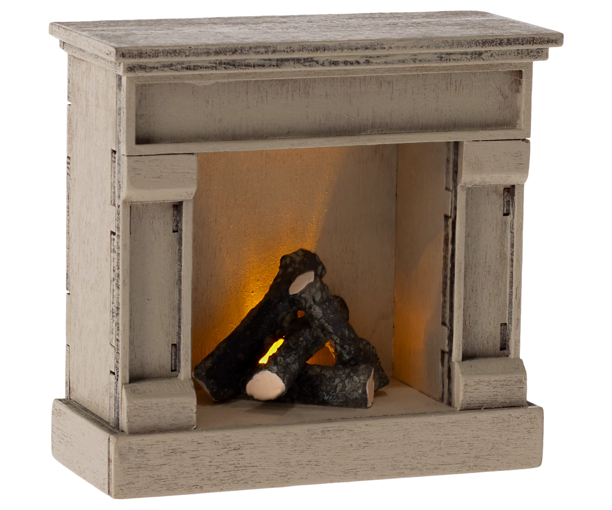 Fireplace, Mouse - Off White | Maileg