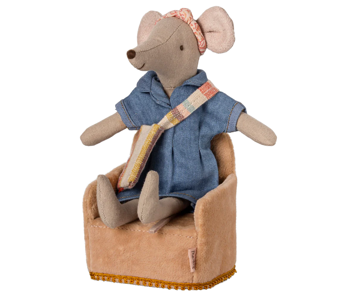 Folding Chair, Mouse - Powder | Maileg