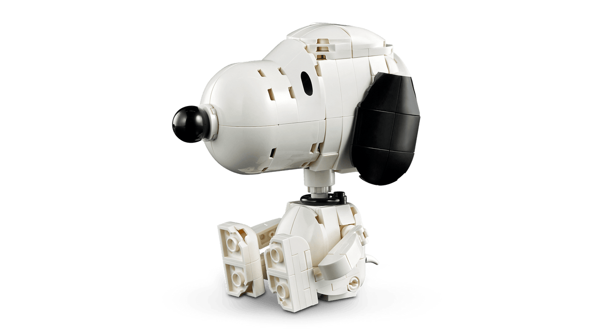Ideas Peanuts: Snoopy's Doghouse | LEGO