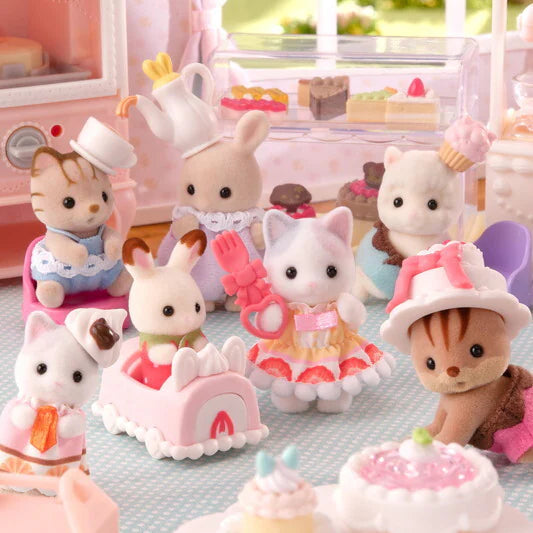 Baby Collectibles - Baby Baking Party | Calico Critters