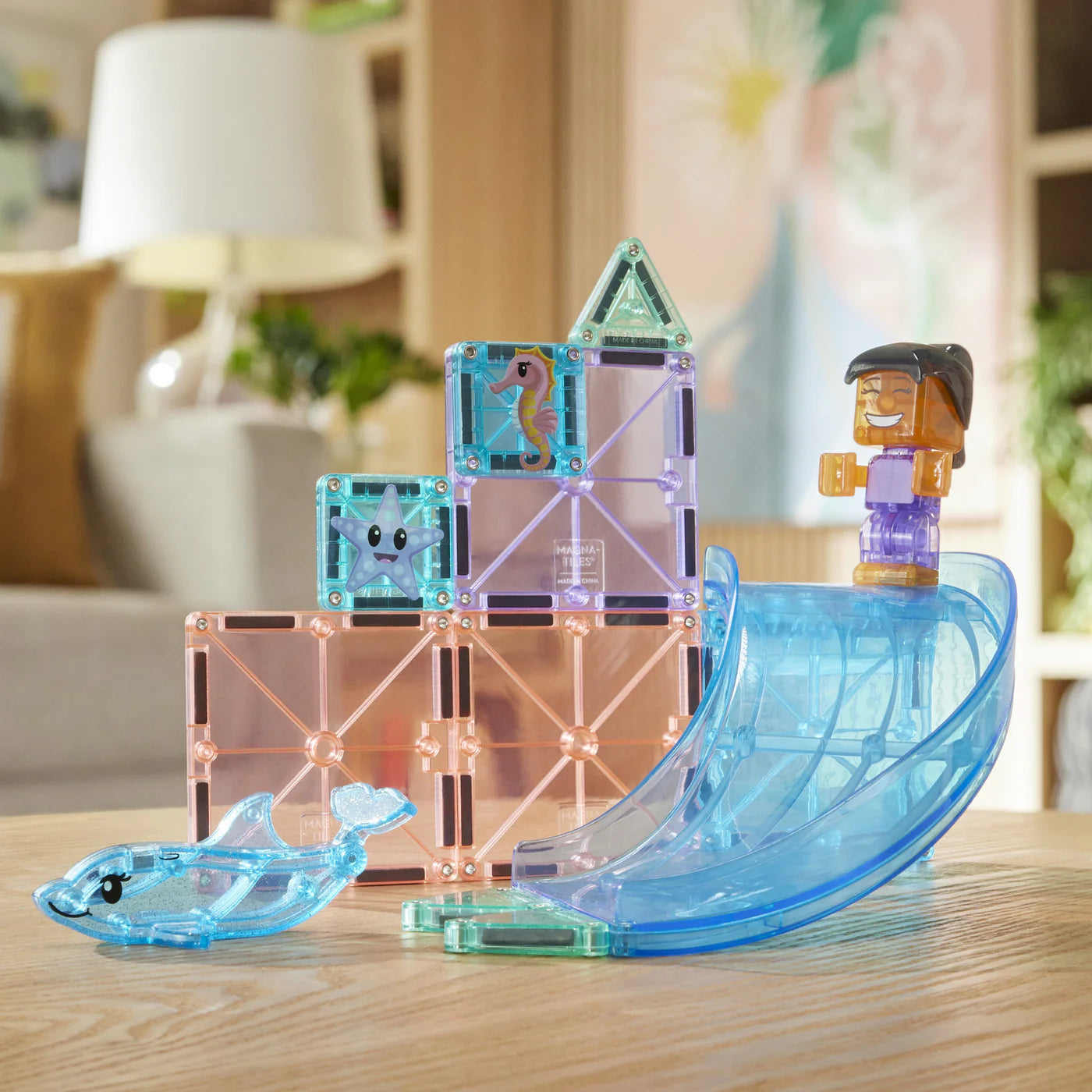 Dolphin Bay 13-Piece Set | Magna-Tiles