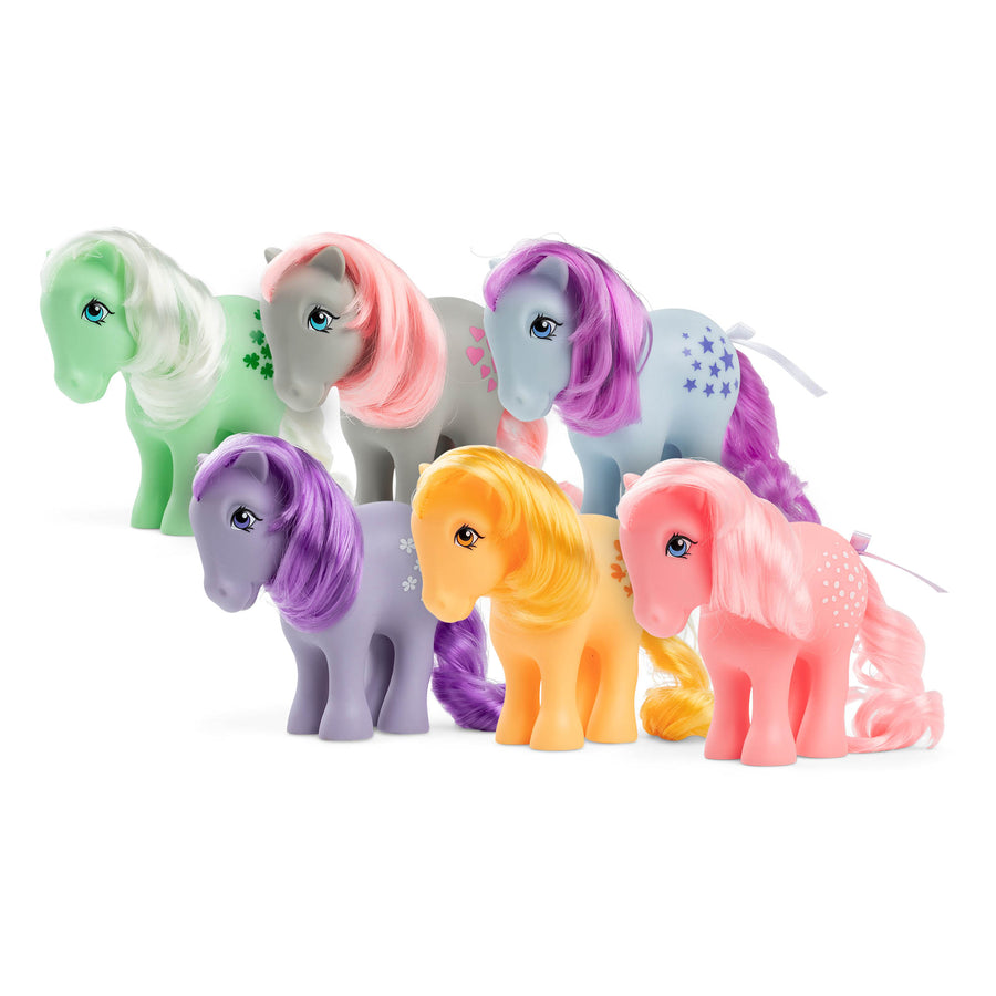 group photo of 6 ponies