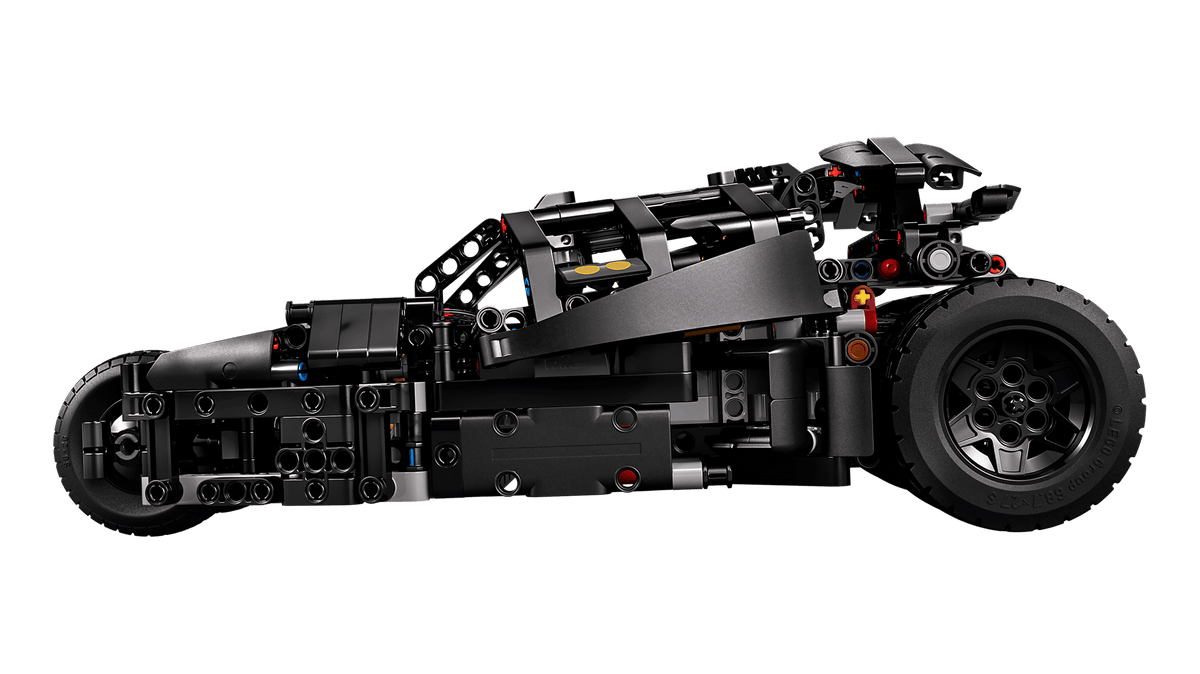 Technic Batmobile Tumbler | LEGO
