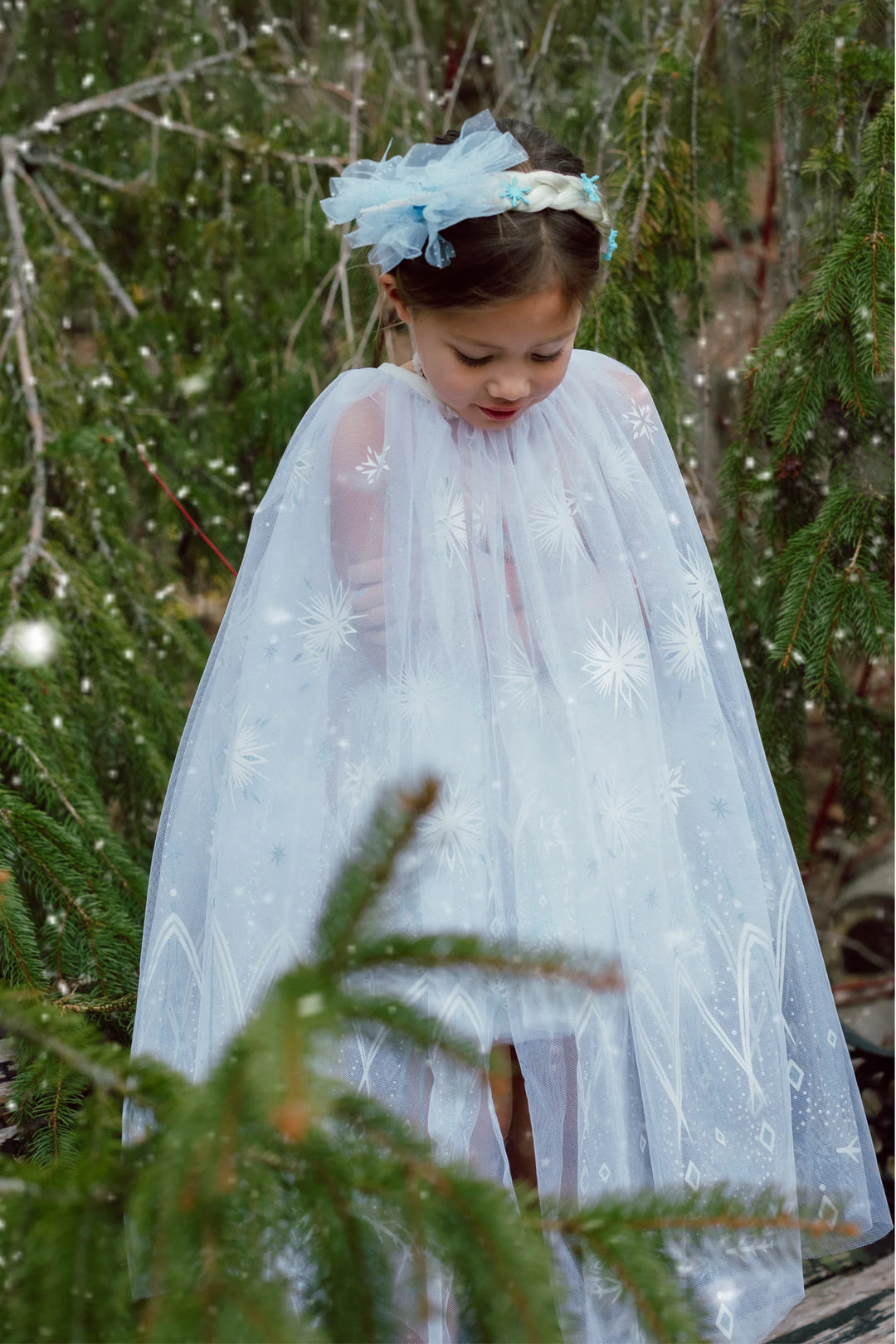 Winter Wonderland Cape | Great Pretenders