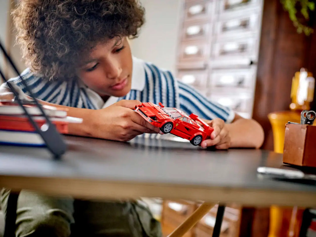 Ferrari F40 Supercar | LEGO