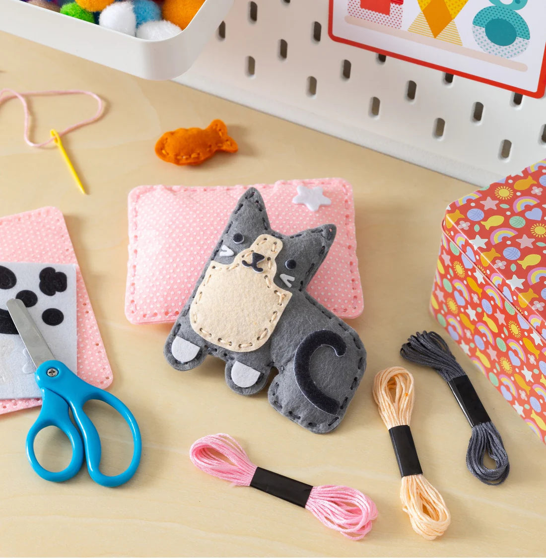 Mini Craft Kit: Pocket Pet Kitten | Petit Collage