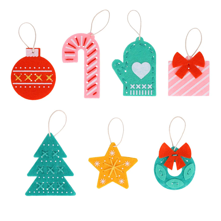 12 Crafts of Christmas Advent Calendar | Petit Collage