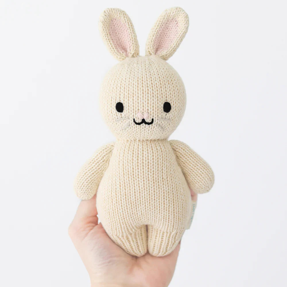 Baby rabbit (oatmeal)