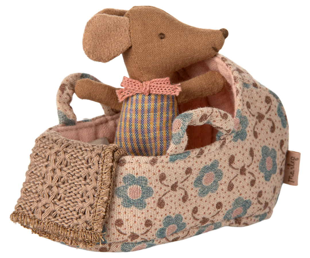 Carry Cot, Baby Mouse - Rose | Maileg