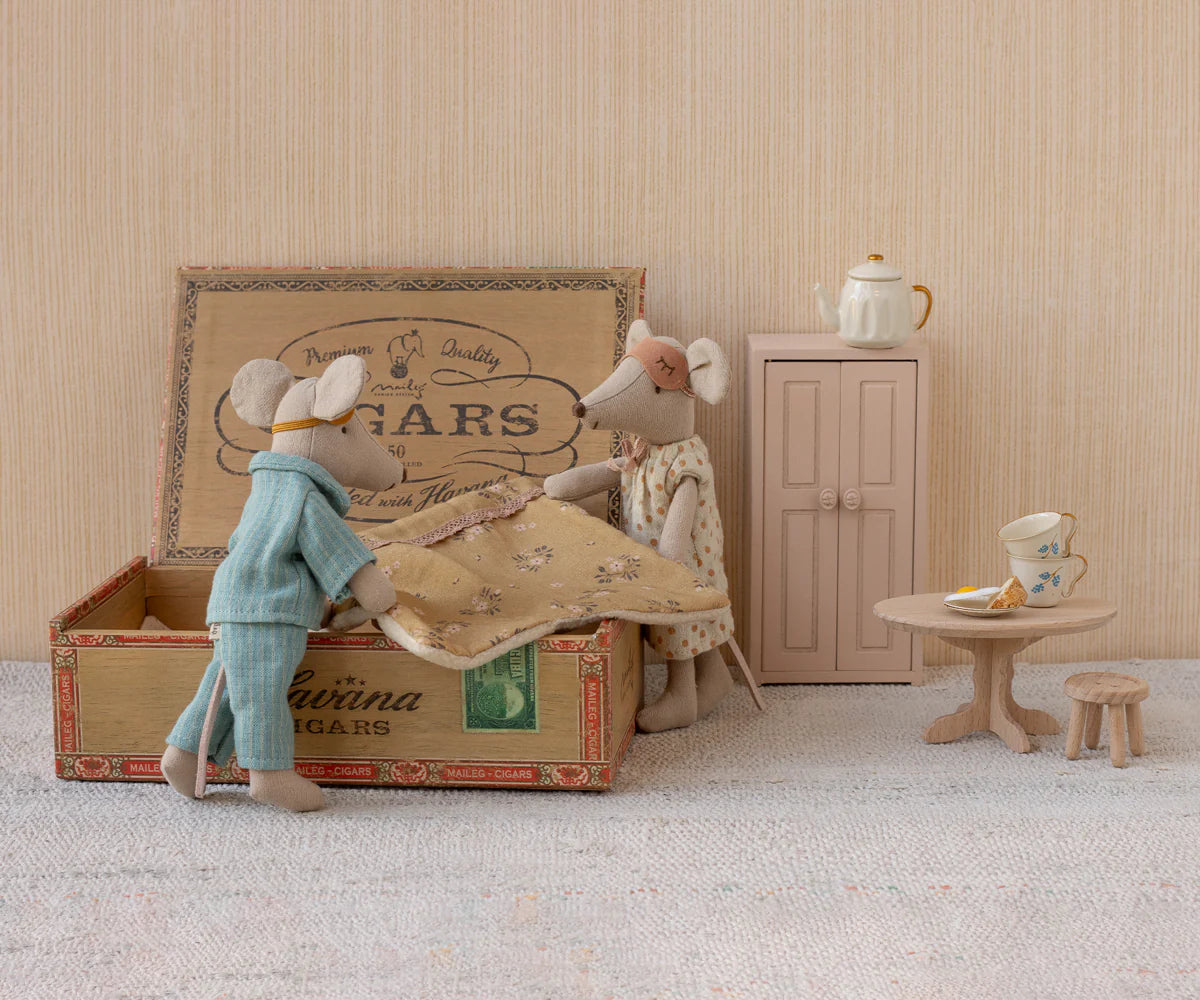 Mum & Dad Mice in Cigarbox | Maileg