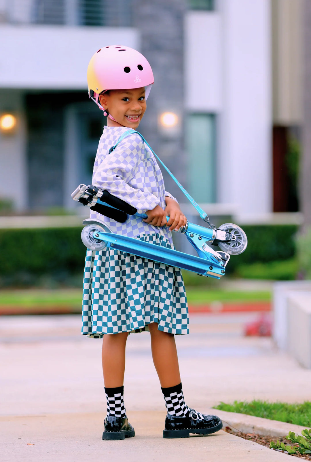 Micro Sprite LED Scooter: Ocean Blue - LOCAL PICK UP ONLY