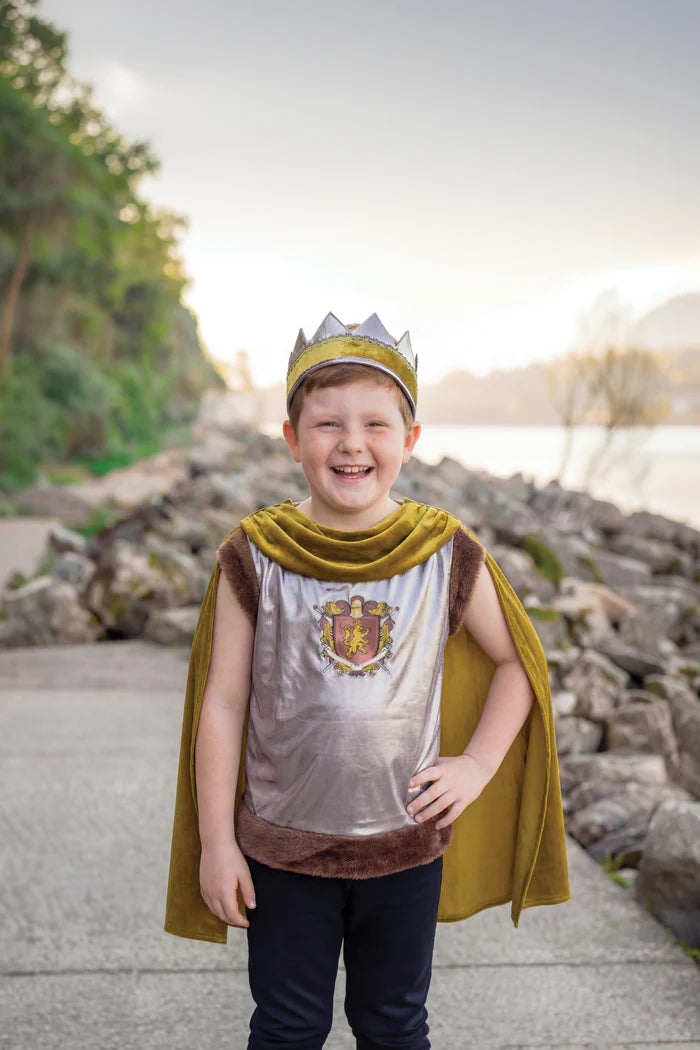 Sir Wolfheart Tunic, Cape, and Crown, Size 5-6 | Great Pretenders