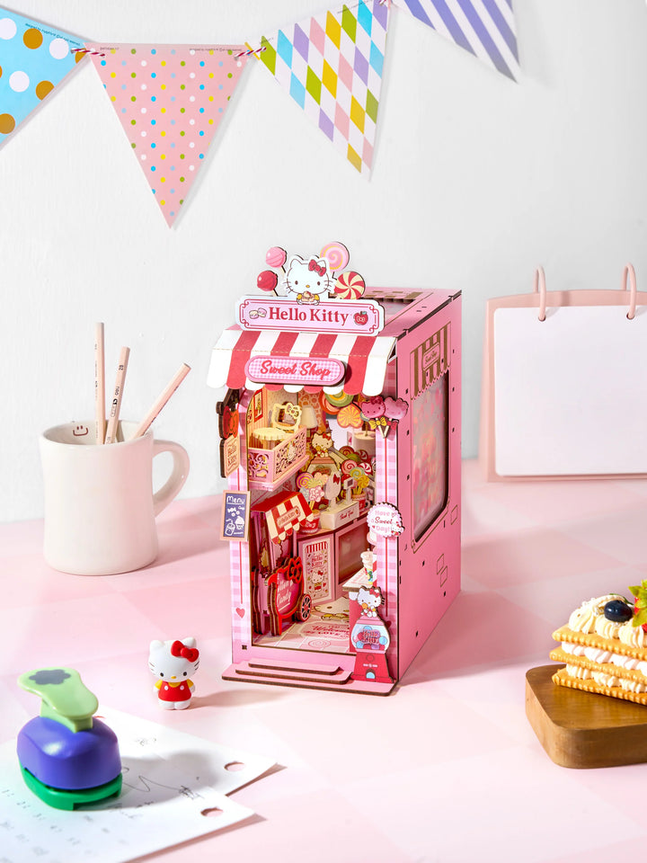 Hello Kitty® Sweet Shop | Hands Craft