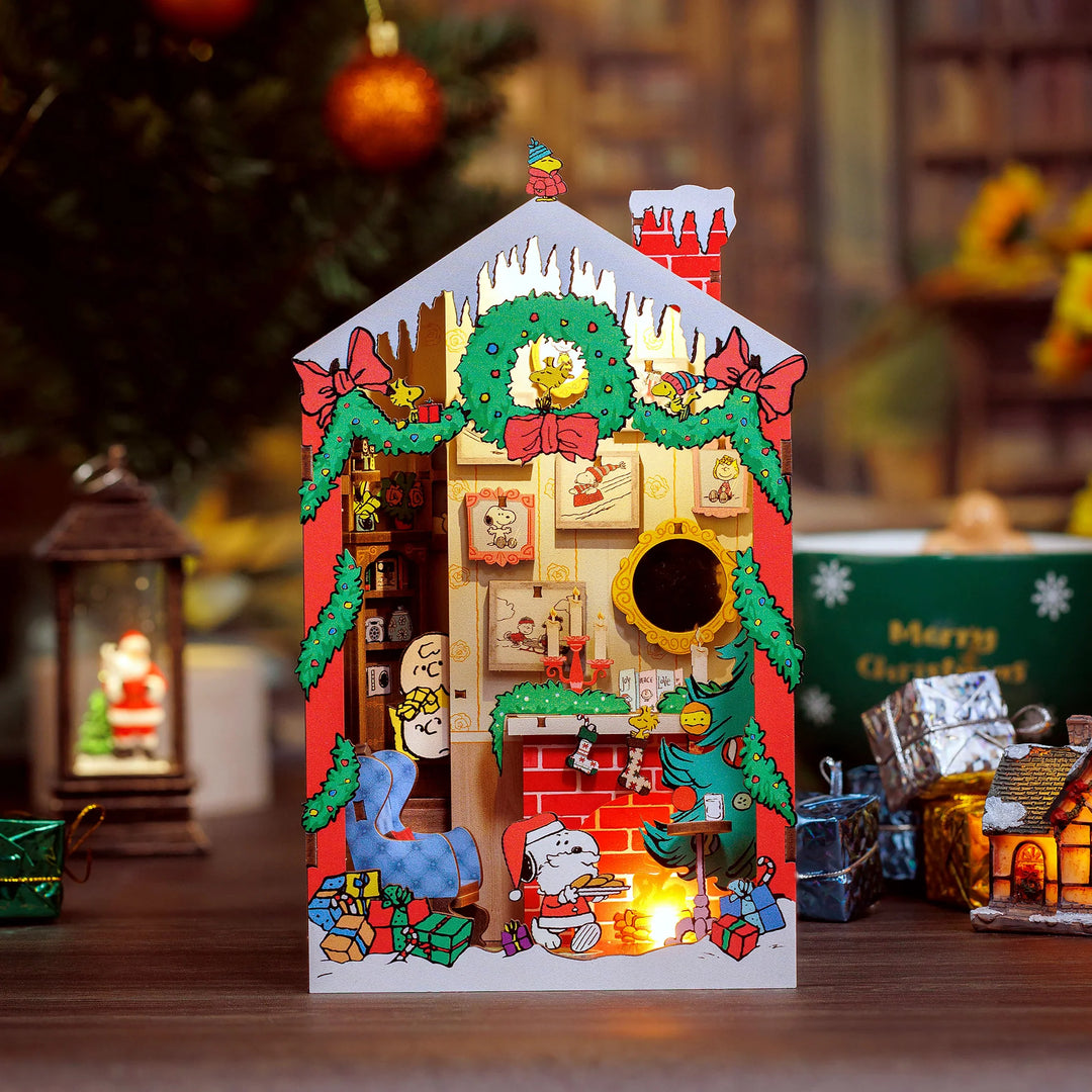 Peanuts® Christmas | Hands Craft