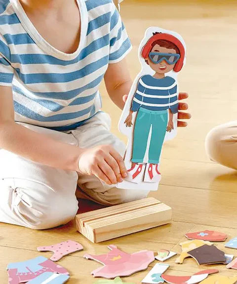 Magnetic Seasons Dress Up Wooden Puzzle | Hape
