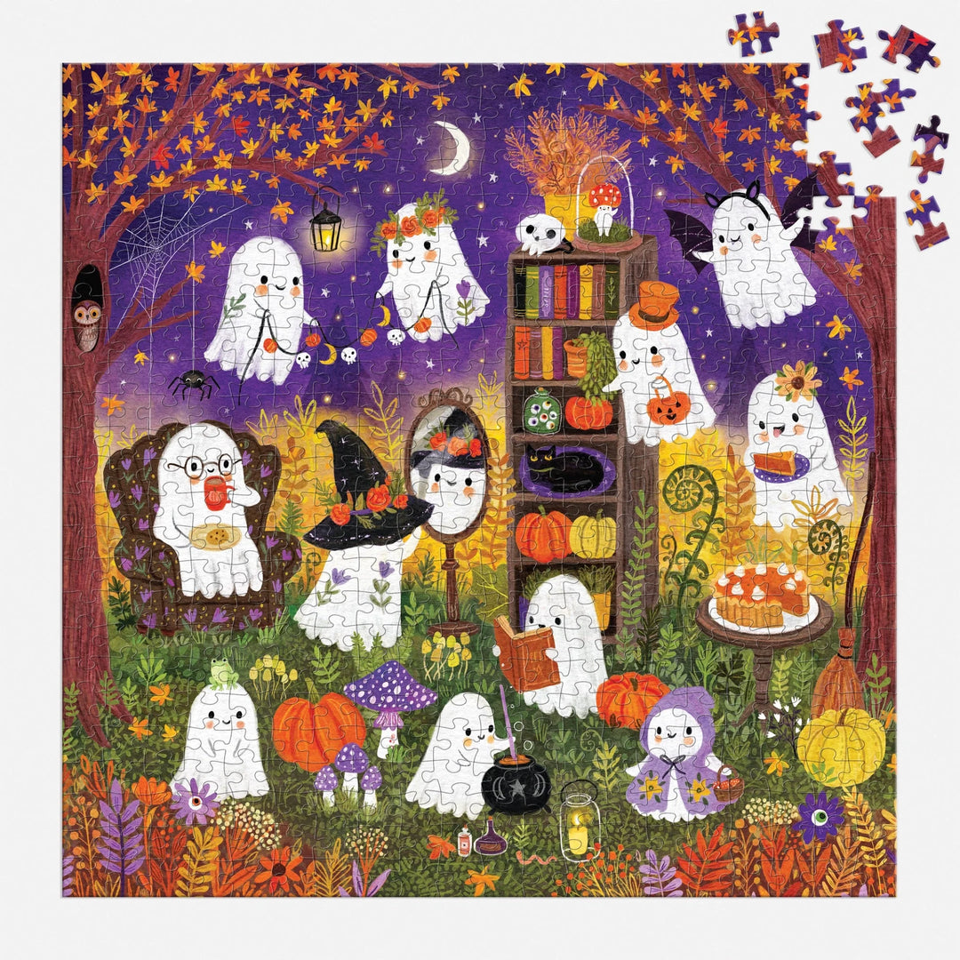 Ghostly Gathering Family Puzzle - 500 Piece | Mudpuppy