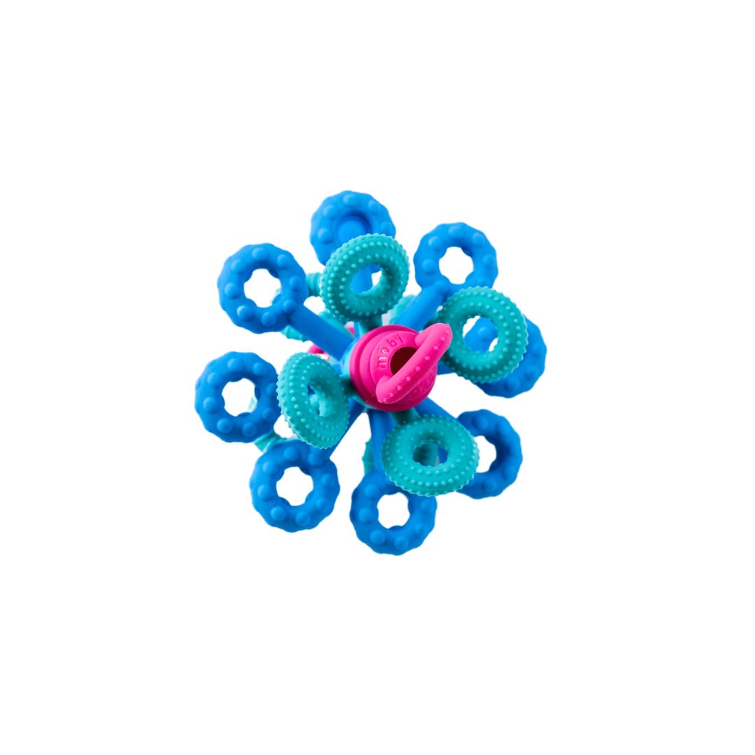 Okee Activity Toy | Möbi