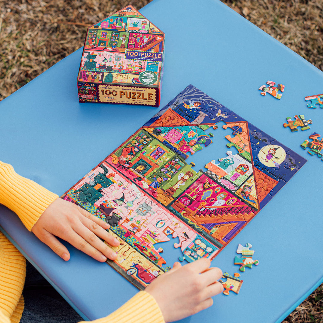 Haunted House 100 Pc Puzzle | eeBoo