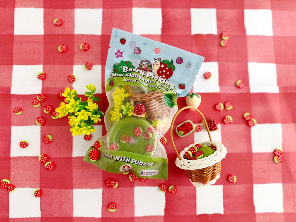 Berry Picking Mini KidDough Play Pack | Earth Grown KidDough