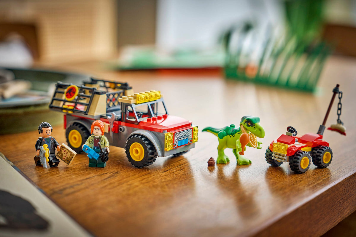 Jurassic World Young T. rex Transport Truck | LEGO