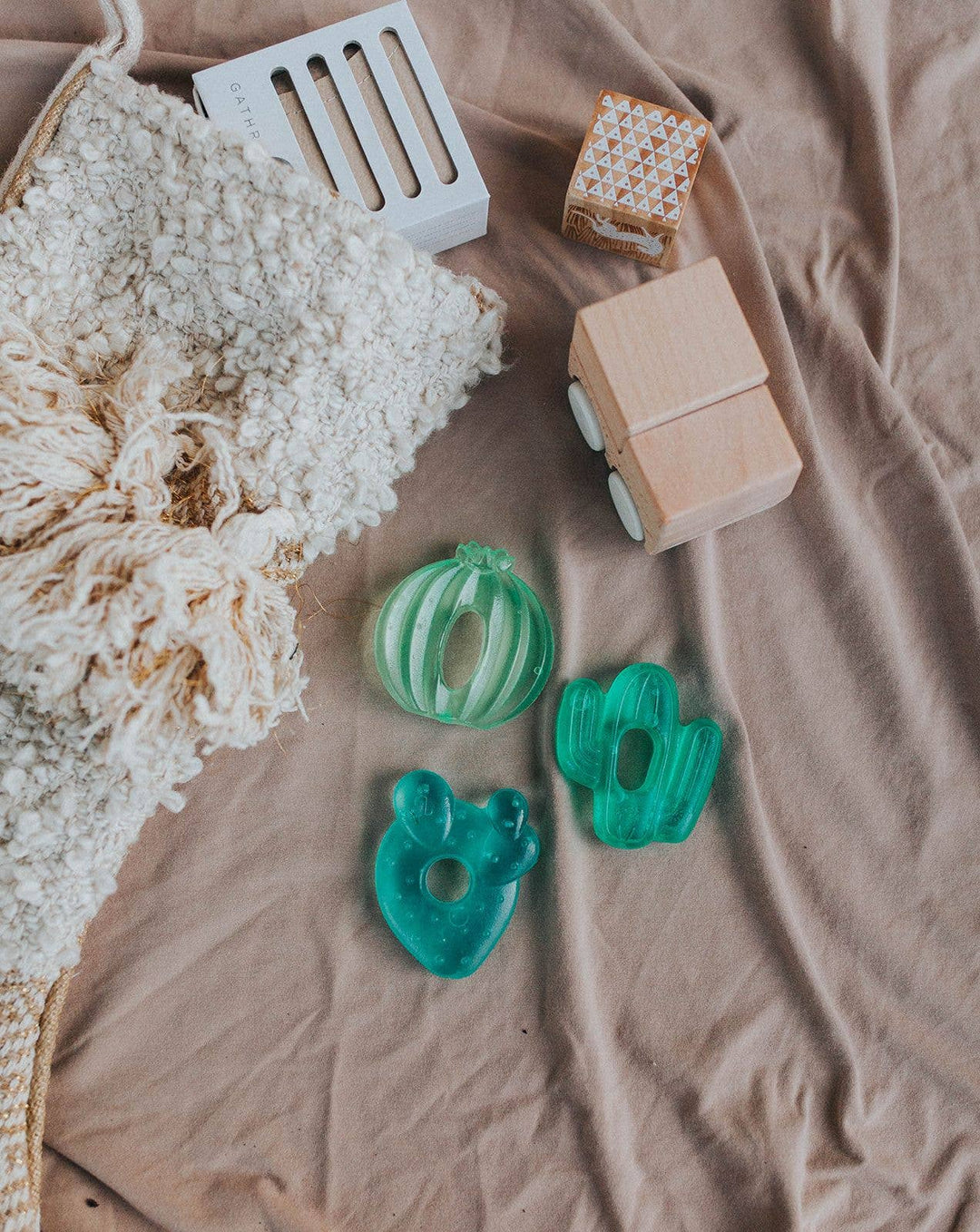 Cutie Coolers™ Silly Foods Water Filled Teethers (3-pack)