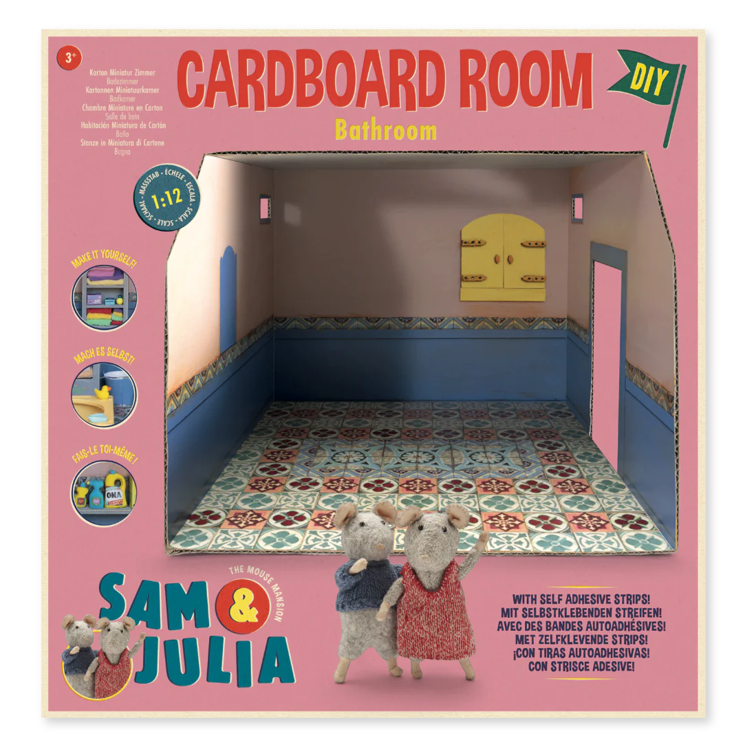 Cardboard Room - Bathroom | The Mouse Mansion