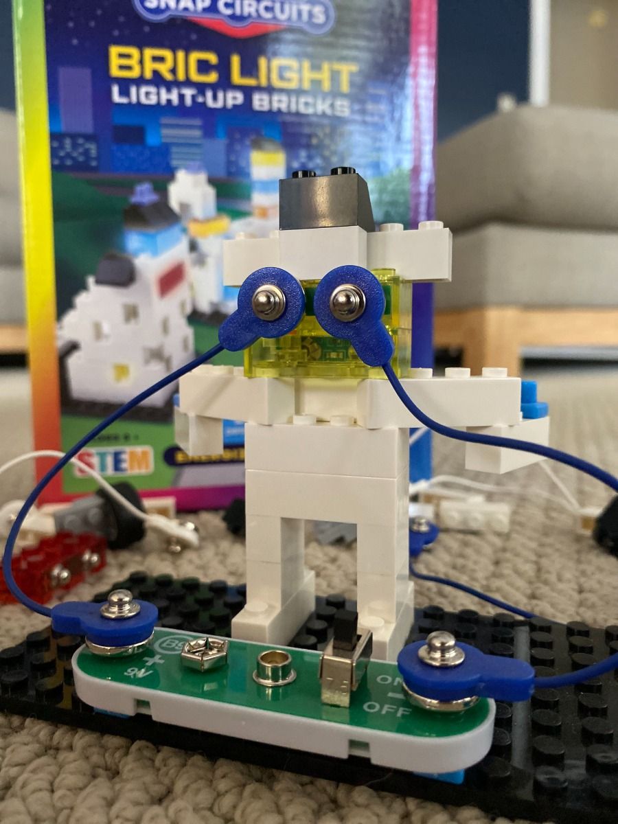 Snap Circuits® BRIC Light | Elenco