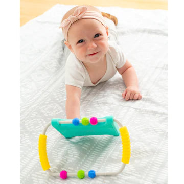 PEEKA Developmental Mirror | Möbi