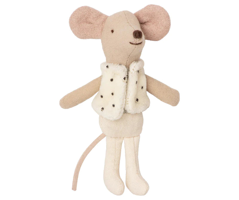 mouse on its own with no box