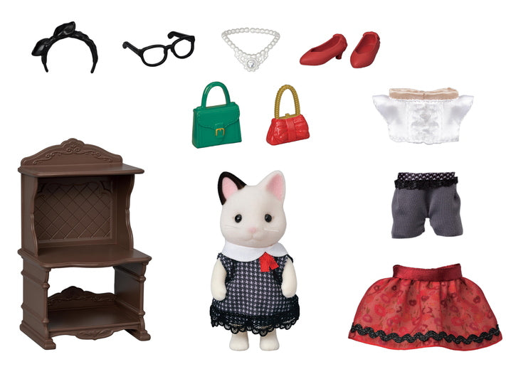 Fashion Play Set Town Girl Series - Tuxedo Cat | Calico Critters
