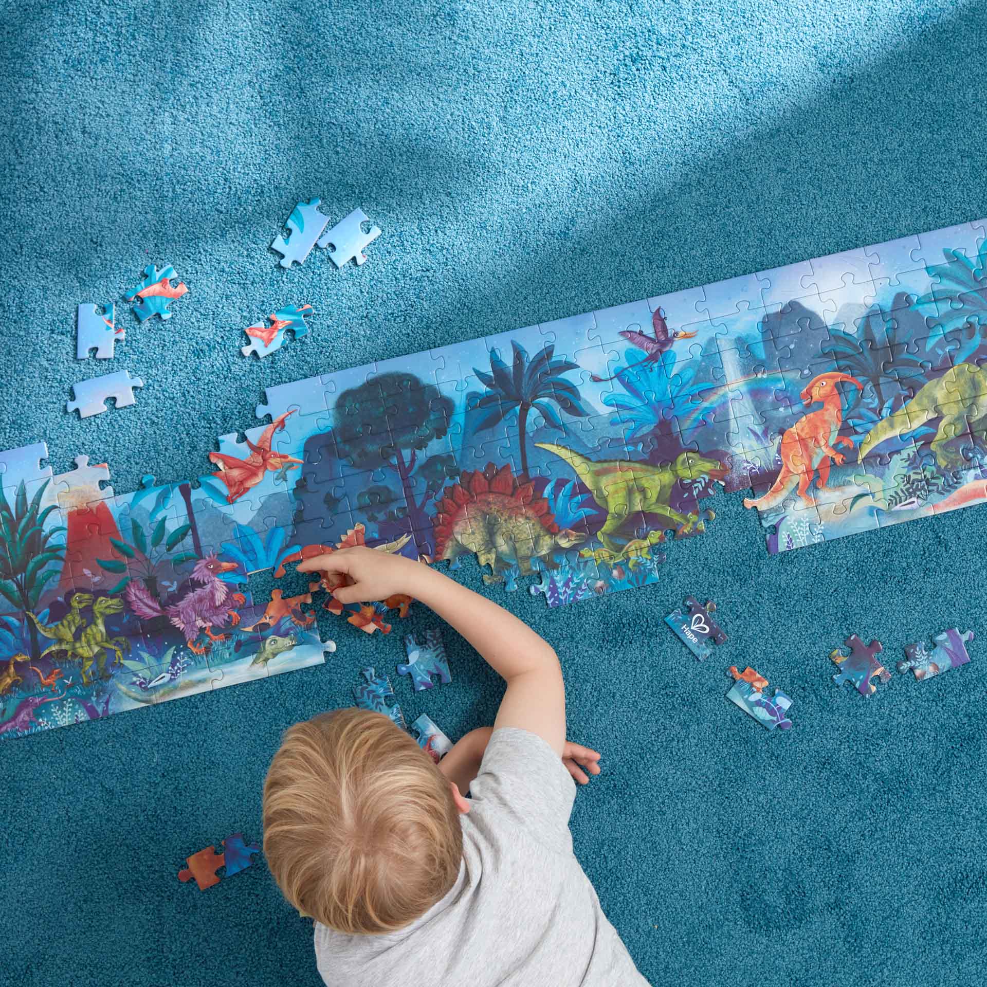 Dinosaurs Puzzle - Glow in the Dark - 200 Pieces | Hape