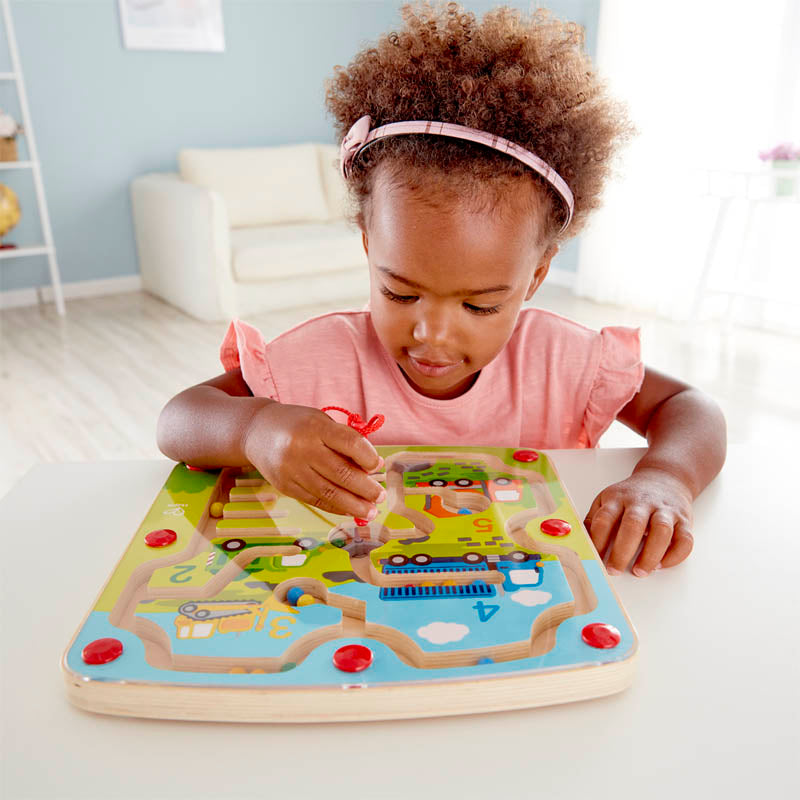 Construction & Number Maze | Hape