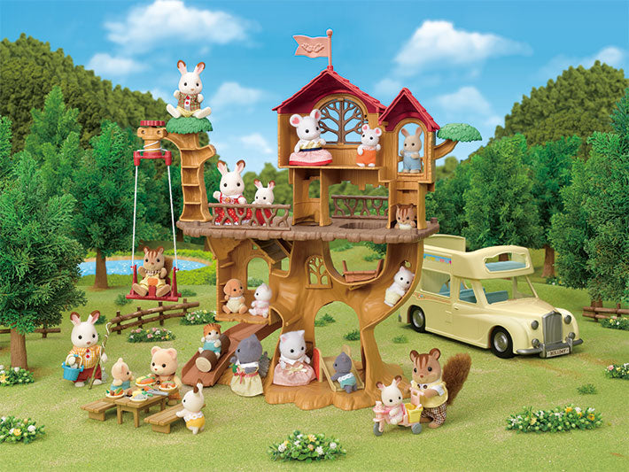 Adventure Tree House Gift Set | Calico Critters LOCAL PICKUP ONLY