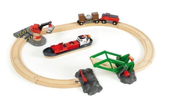 Cargo Harbor Set | BRIO - LOCAL PICK UP ONLY