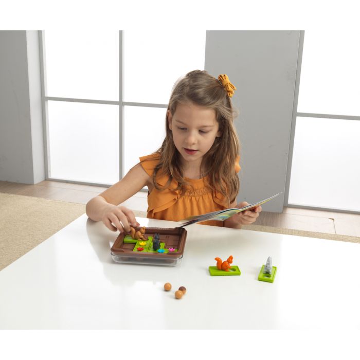 Squirrels Go Nuts | Smart Games